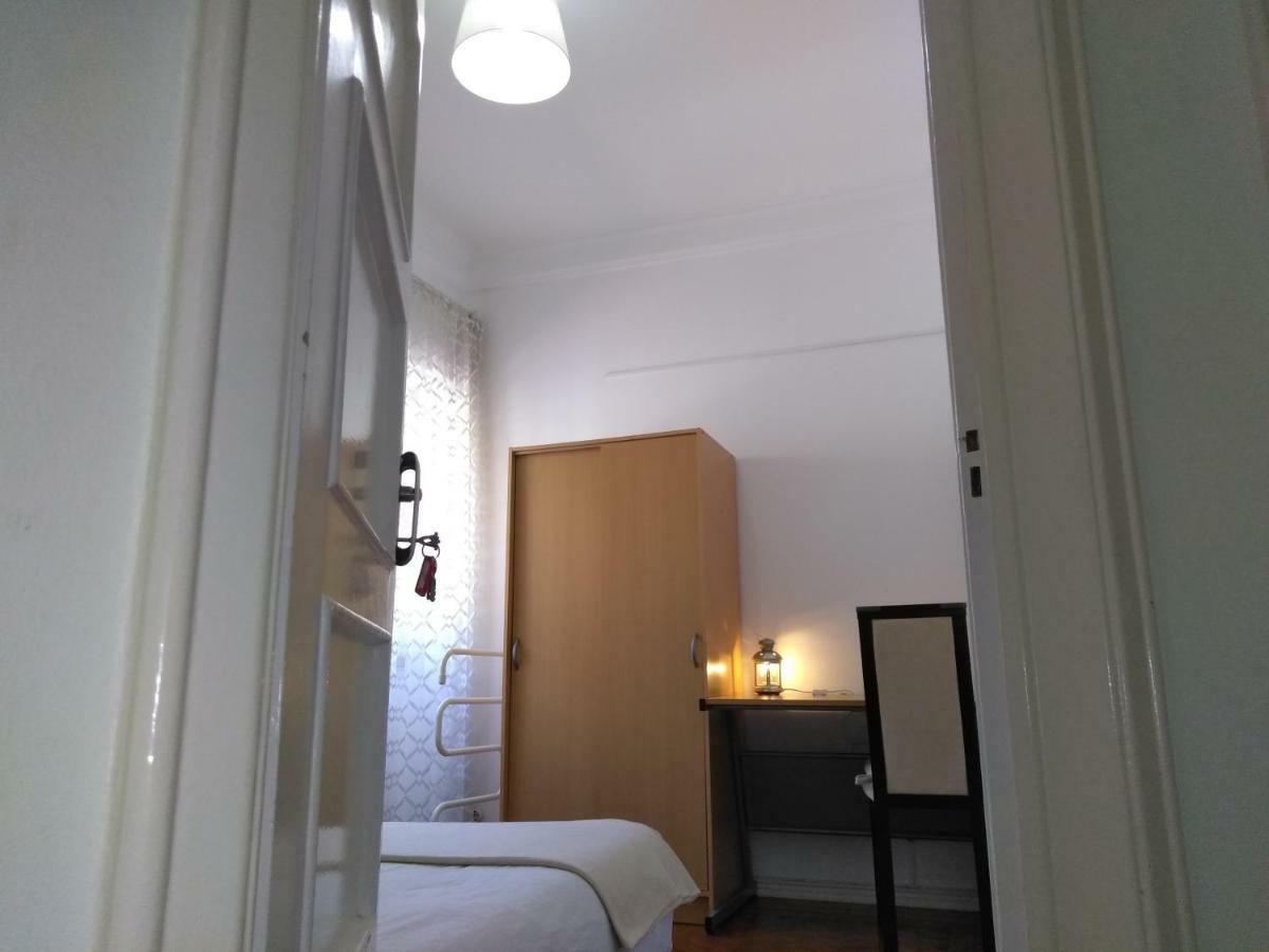 Voyage 2* Lissabon